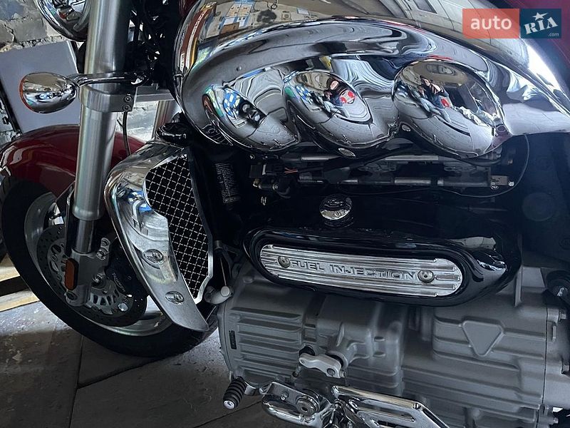 Боббер Triumph Rocket 3 2004 в Хмельницькому