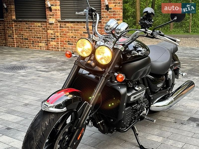Triumph Rocket 3 2013