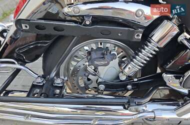 Мотоцикл Классік Triumph Rocket 2011 в 