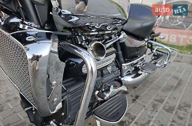 Мотоцикл Классік Triumph Rocket 2011 в 