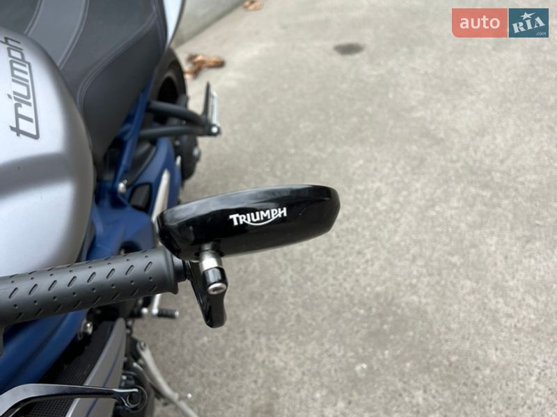 Мотоцикл Без обтекателей (Naked bike) Triumph Speed Triple 2014 в Киеве