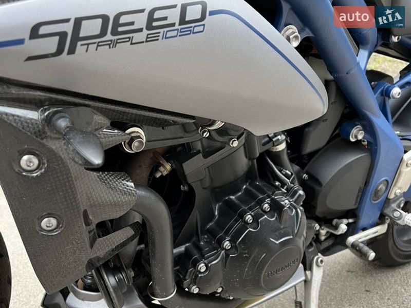 Мотоцикл Без обтекателей (Naked bike) Triumph Speed Triple 2014 в Киеве