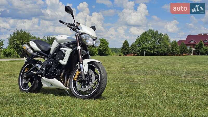 Мотоцикл Без обтікачів (Naked bike) Triumph Street Triple 675 2012 в 