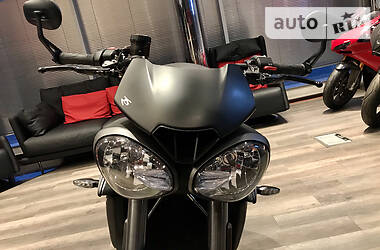 Мотоцикл Без обтекателей (Naked bike) Triumph Street Triple 2018 в Киеве