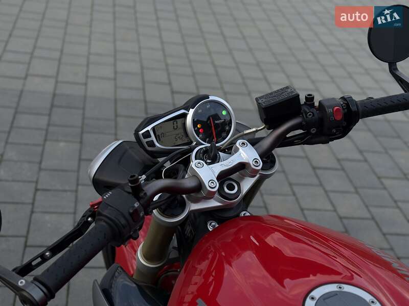 Мотоцикл Без обтікачів (Naked bike) Triumph Street Triple 2015 в Хмельницькому