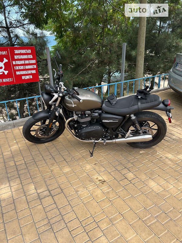 Кафе рейсер Triumph Street Twin 2019 в Одесі