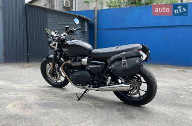 Мотоцикл Классик Triumph Street Twin 2018 в 