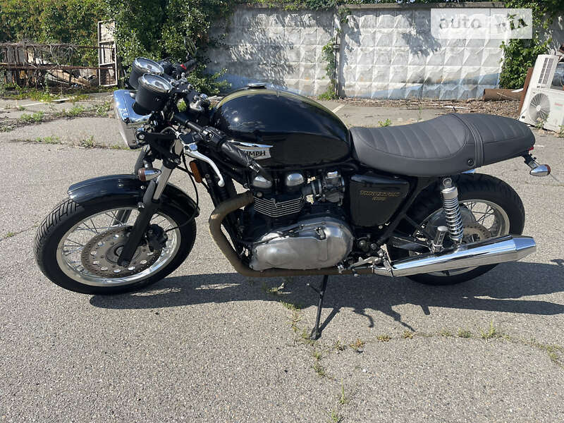 Мотоцикл Классик Triumph Thruxton 2015 в Киеве
