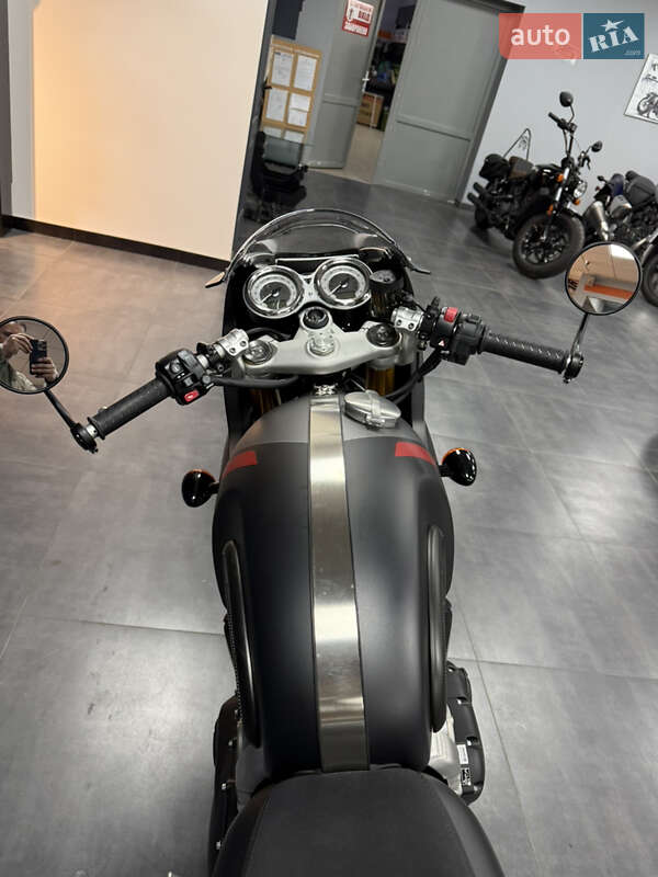 Кафе рейсер Triumph Thruxton 2022 в Киеве