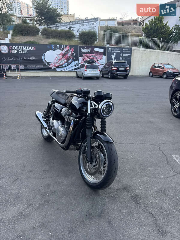 Кафе рейсер Triumph Thruxton 2016 в Одессе