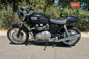 Кафе рейсер Triumph Thruxton 2012 в 