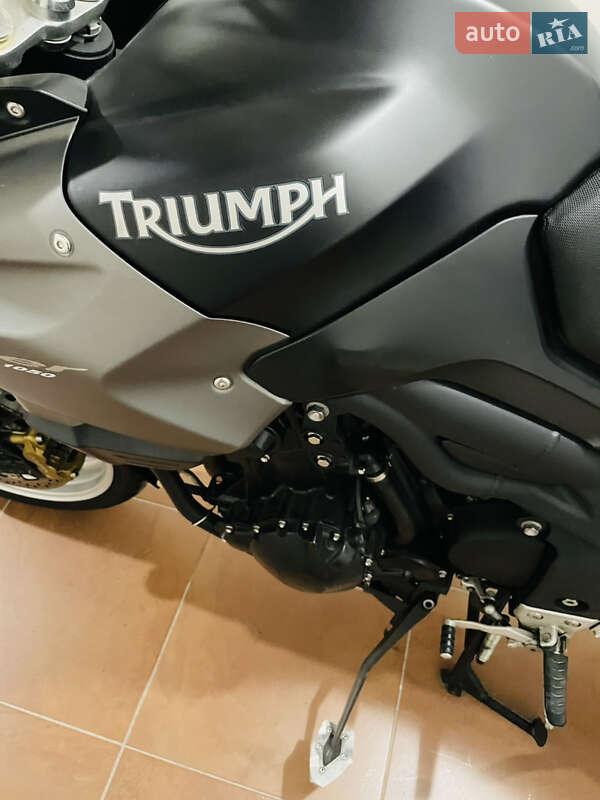 Мотоцикл Многоцелевой (All-round) Triumph Tiger 2010 в Киеве