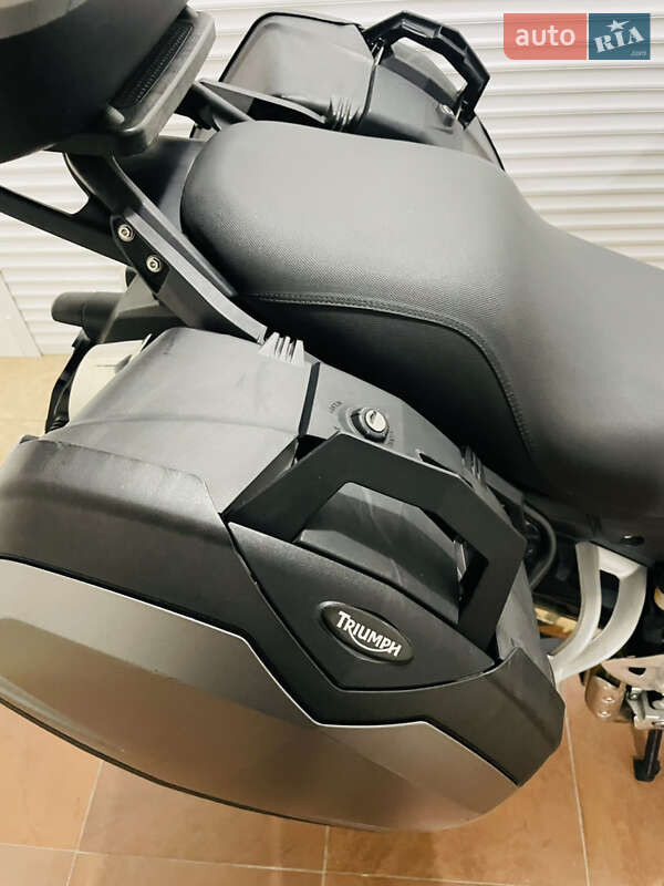 Мотоцикл Многоцелевой (All-round) Triumph Tiger 2010 в Киеве