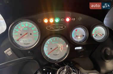 Мотоцикл Многоцелевой (All-round) Triumph Tiger 2004 в 