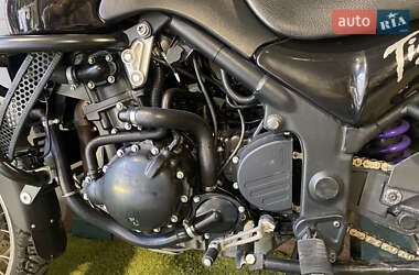 Мотоцикл Многоцелевой (All-round) Triumph Tiger 2004 в 