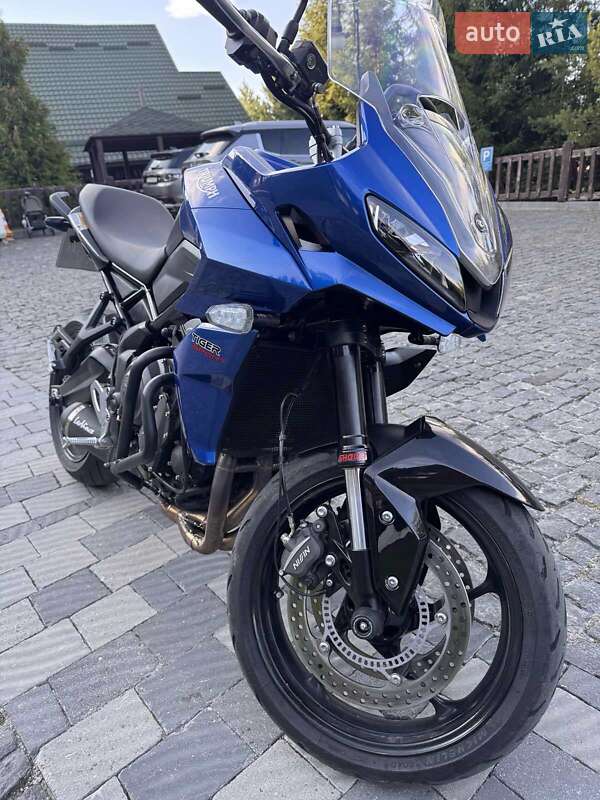 Мотоцикл Спорт-туризм Triumph Tiger 2022 в Буковеле фото Мотоцикл Спорт-туризм Triumph Tiger 2022 в Буковеле