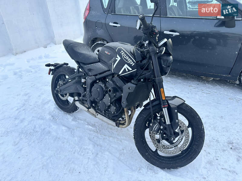 Triumph Trident 2024