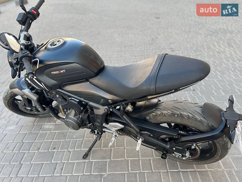Мотоцикл Без обтікачів (Naked bike) Triumph Trident 2023 в Одесі фото 13 Мотоцикл Без обтікачів (Naked bike) Triumph Trident 2023 в Одесі