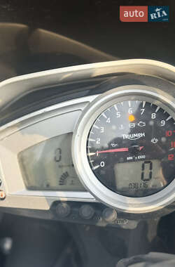 Мотоцикл Спорт-туризм Triumph Triple 2014 в 