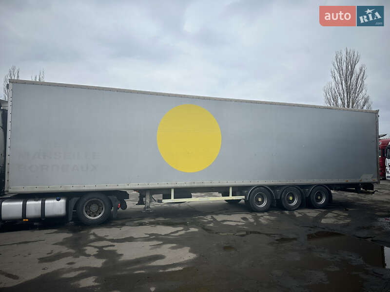 Фургон Trouillet ET 2002 в Кременчуці