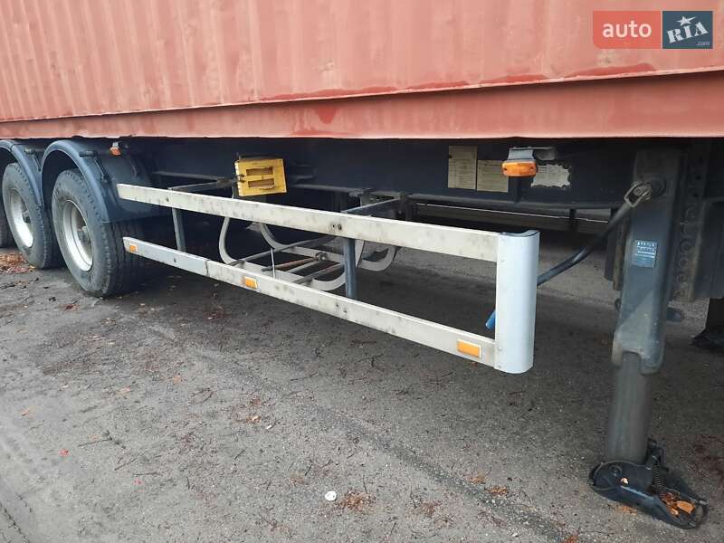 Контейнеровоз полуприцеп Turbo`s Hoet OPL-3AT 2004 в Белой Церкви