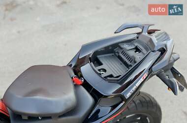 Мотоцикл Классік TVS Apache RTR 200 2021 в 
