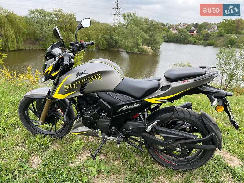 Вантажні моторолери, мотоцикли, скутери, мопеди TVS Apache RTR 200 2021 в 