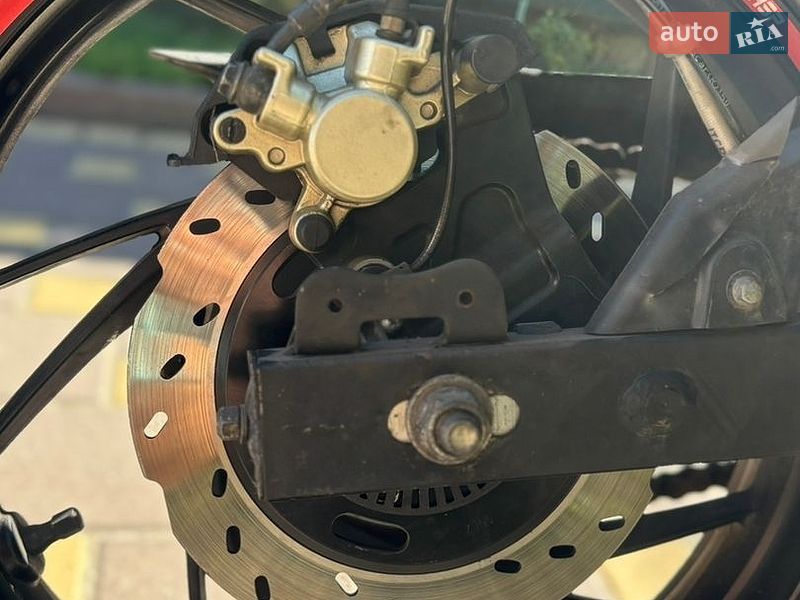 Мотоцикл Без обтекателей (Naked bike) TVS Apache RTR 200 2021 в Броварах