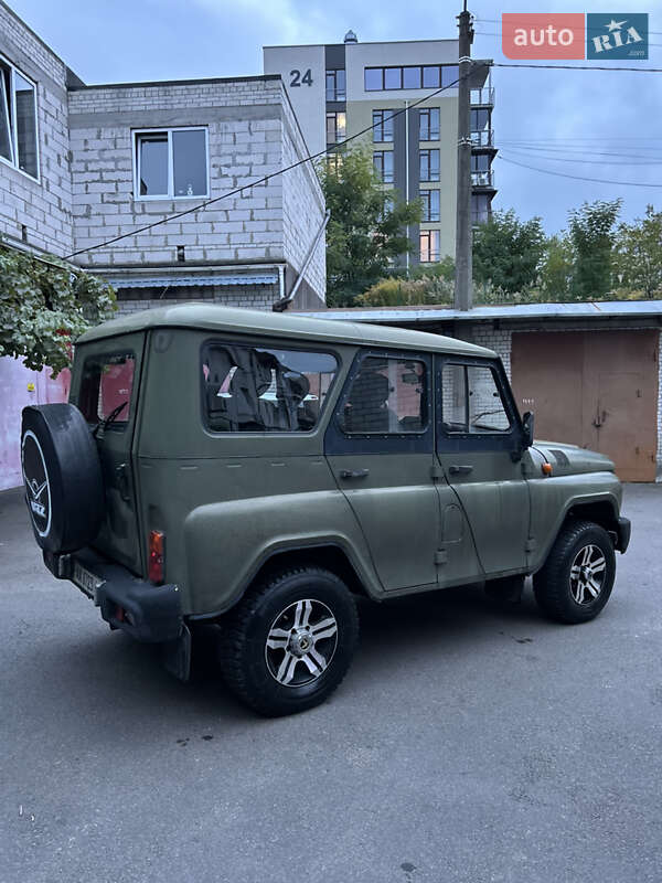 Позашляховик / Кросовер УАЗ 315195 Hunter 2004 в Києві фото 3 Позашляховик / Кросовер УАЗ 315195 Hunter 2004 в Києві