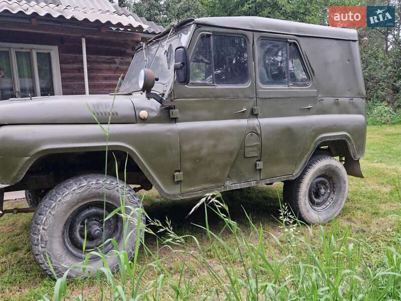 Внедорожник / Кроссовер УАЗ 315195 2005 в Надворной