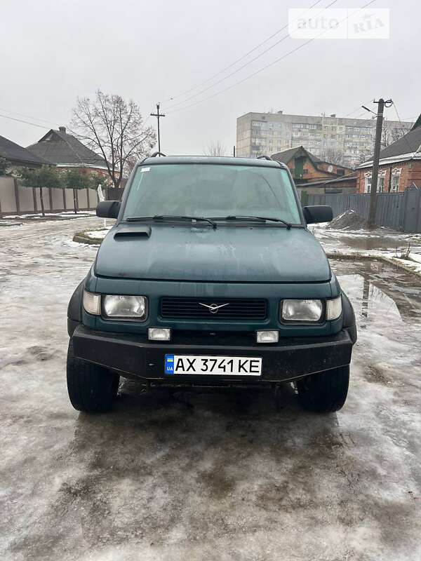 Позашляховик / Кросовер УАЗ 3160/3162 2004 в Харкові