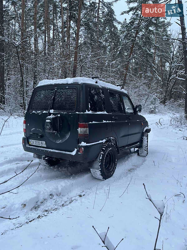 Внедорожник / Кроссовер УАЗ 3162 Симбир 2004 в Черкассах