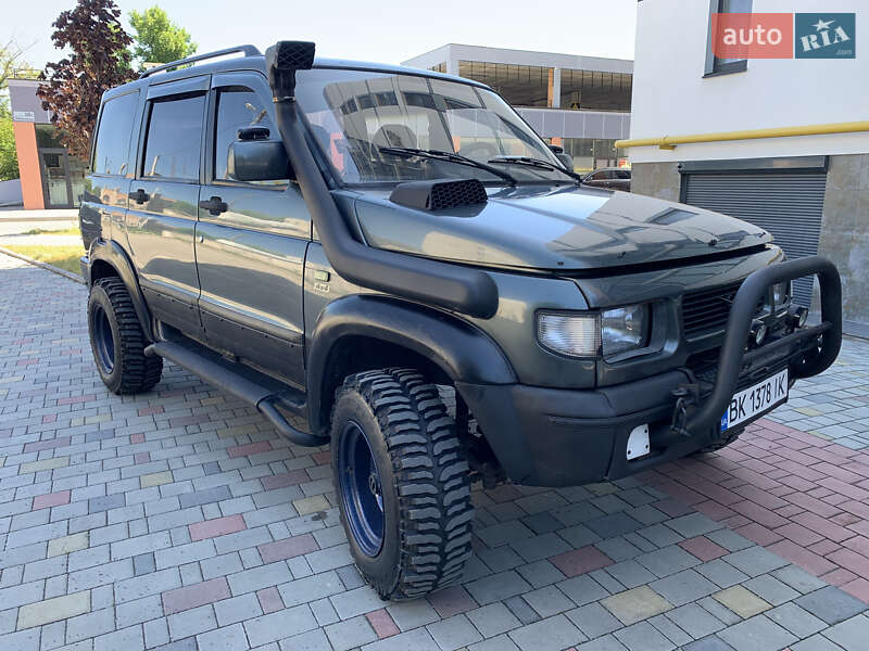 Внедорожник / Кроссовер УАЗ 3163 Patriot 2005 в 