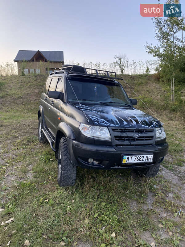 Внедорожник / Кроссовер УАЗ 3163 Patriot 2006 в 