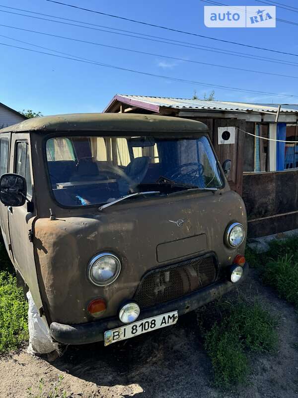 Позашляховик / Кросовер УАЗ 3303 1986 в Полтаві