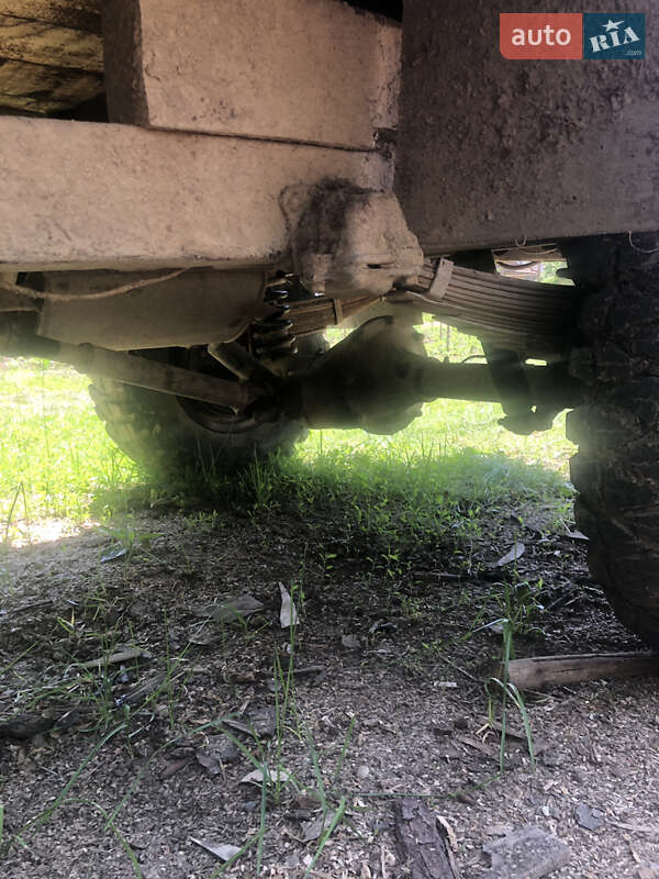 Внедорожник / Кроссовер УАЗ 3303 1986 в Косове