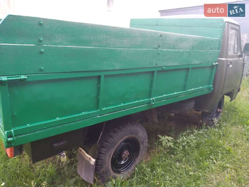 Борт УАЗ 3303 1990 в Мукачево