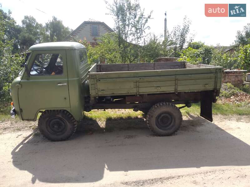 Борт УАЗ 3303 1988 в Сумах