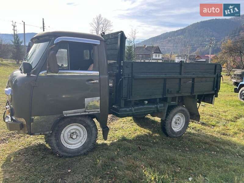 Универсал УАЗ 3303 1990 в Надворной