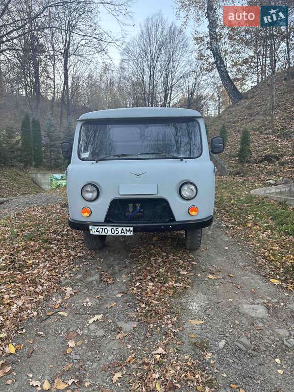 Грузовой фургон УАЗ 3303 1997 в Яремче фото 10 Грузовой фургон УАЗ 3303 1997 в Яремче