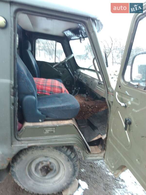 Пикап УАЗ 3303 1989 в Ивано-Франковске
