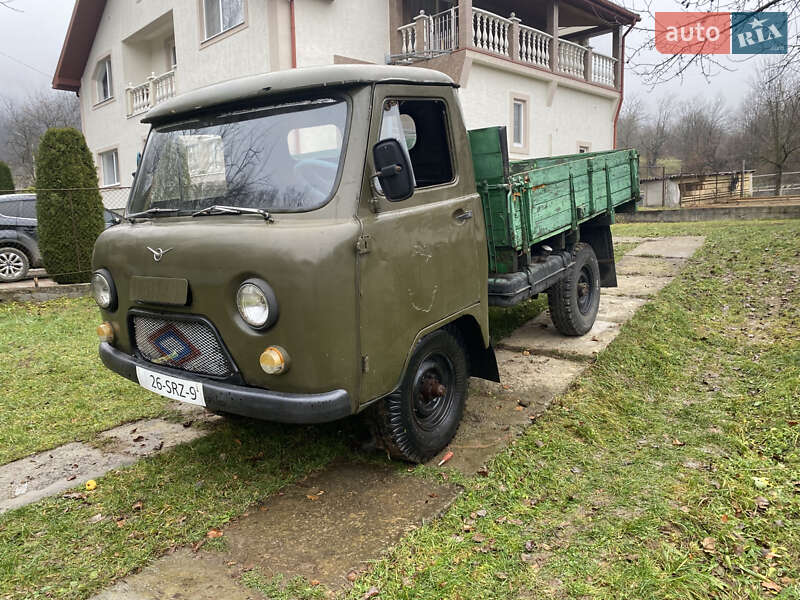 Внедорожник / Кроссовер УАЗ 3303 1992 в Сваляве