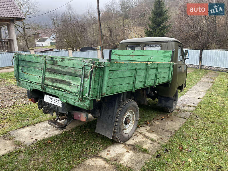 Внедорожник / Кроссовер УАЗ 3303 1992 в Сваляве