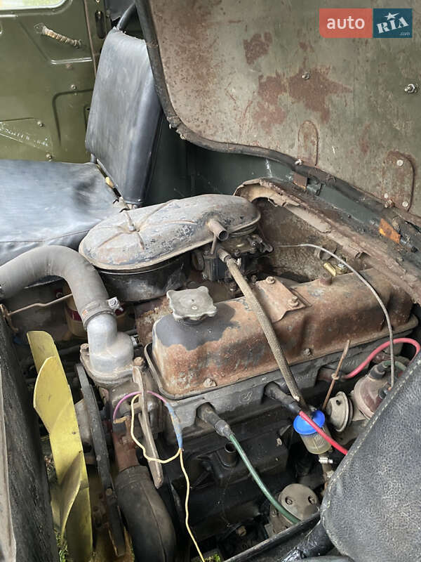 Внедорожник / Кроссовер УАЗ 3303 1992 в Сваляве