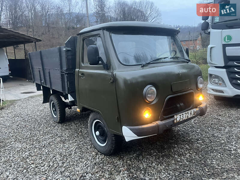 Внедорожник / Кроссовер УАЗ 3303 1985 в Тячеве фото 9 Внедорожник / Кроссовер УАЗ 3303 1985 в Тячеве