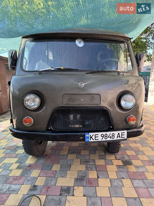 Универсал УАЗ 3741 1988 в 