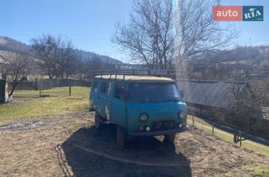 Позашляховик / Кросовер УАЗ 3741 1989 в Воловцю