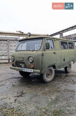 Грузопассажирский фургон УАЗ 452 груз.-пасс. 1988 в Киеве