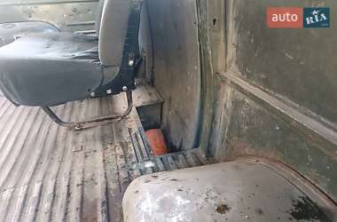 Внедорожник / Кроссовер УАЗ 452 2005 в 
