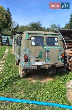 Внедорожник / Кроссовер УАЗ 452 1971 в 